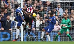Chelsea, evinde Brentford'a kaybetti
