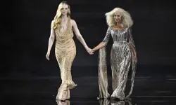 Sinema Yıldızları, Paris Moda Haftası'nda Podyumda Parladı