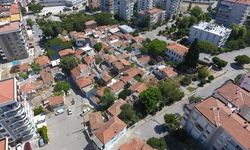 İzmir'de Zamana Direnen Bir Köy: Yukarıköy