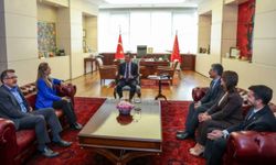Özgür Özel, DİSK Genel Başkanı Arzu Çerkezoğlu ile Toplantı Gerçekleştirdi!