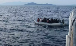 İzmir açıklarında 25 kaçak göçmen yakalandı