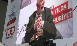 Adanalılar İlber Ortaylı’nın 100. Yılda Cumhuriyet konferansını dinledi