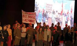 Çorlu'da '100 Yıllık Emanet Cumhuriyet' oyunu sahnelendi