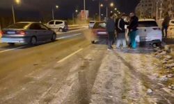 Erzurum’da zincirleme kar-buz kazası