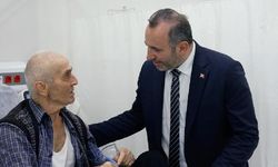 Yalova Belediye Başkanı Tutuk, oksijen tüpü isteyen hastanın isteğini yerine getirdi