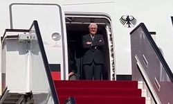 Almanya Cumhurbaşkanı Steinmeier uçakta bekletildi!