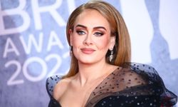 Adele, sahnedeyken güzelliğini nasıl koruyor?