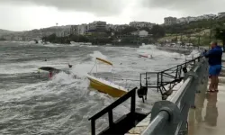 İzmir Dikili'de fırtına kabusu! 3 tekne battı