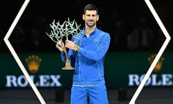 Djokovic, Paris'te kupaya uzandı