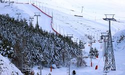 Türkiye'de kayak sezonu ilk Palandöken'de açılacak!