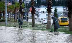 Antalya Kemer'de 98 Yılın En Yüksek Günlük Yağış Rekoru Kırıldı