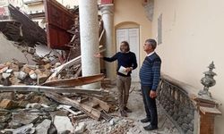 Depremde yıkılan 165 yıllık kilisenin tarihi kitap oldu