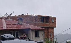 Rize'deki fırtınada 82 çatı uçtu, 13 araç hasar gördü