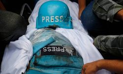 İsrail Gazze'de 68 gazeteciyi katletti