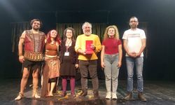 İzmir Tiyatro Festivali'nde sanat dolu günler devam ediyor