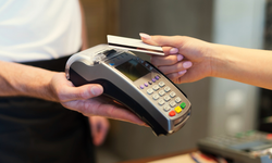 Yurttaş gırtlağa kadar borçta: Kredi kartı kullanımında yeni rekor