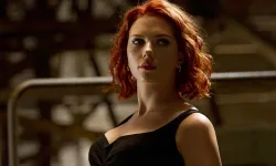 Scarlett Johansson'dan ilk!