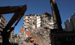 İzmir Depremi'nde yıkılmıştı: Cumhuriyet Sitesi'nin raporunda sanıklar kusurlu!