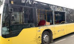 Sarıyer'de İETT otobüsü ile kamyonet çarpıştı:, 2 yaralı