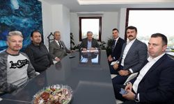 İzmir Narlıdere'de toplu sözleşme sevinci