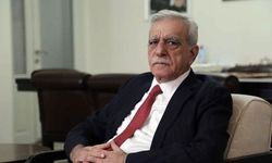 DEM Partili Ahmet Türk Adaylıktan Çekildi: Aktif Siyaseti Bırakıyor!