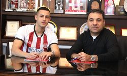Sivasspor, Bartuğ Elmaz'ı Fenerbahçe'den Kiraladı
