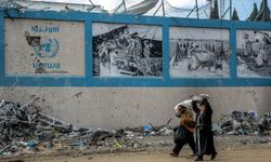 İsrail Gazze'de BM tesislerine sığınanları da öldürüyor