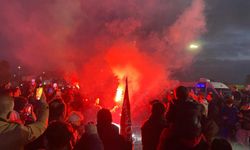 Galatasaray'a Samsun’da meşaleli karşılama