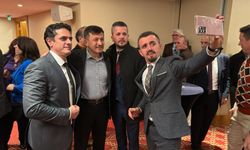 İzmir'de Kosova'nın bağımsızlık yıldönümü kutlandı