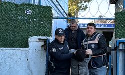 İzmir'de tartıştığı taksiciyi makasla yaralayan şüpheli tutuklandı