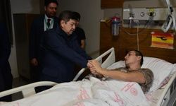Caparov'dan Adana'da tedavi gören vatandaşlarına ziyaret