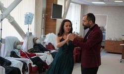 Onkoloji hastalarına 'tango' gösterili moral