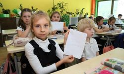Rus çocuklar Türkçe öğreniyor