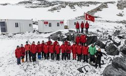 Türk Bilim Ekibi Antarktika'ya Ulaştı