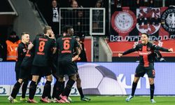 Bayer Leverkusen rekor kırdı