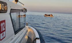 Ayvalık açıklarında 20 kaçak göçmen kurtarıldı