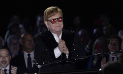 Elton John'un Eşyaları Müzayedede Satışa Sunuluyor