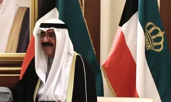 Kuveyt Emiri Şeyh Meşal, Meclisi Feshetti