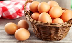 Yumurta Haşlarken Bir Miktar Ekleyin, Asla Çatlamıyor