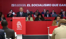 Özgür Özel, Sosyalist Enternasyonal Başkan Yardımcısı seçildi!