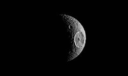 Satürn’ün uydusu Mimas’ta gizli bir okyanus mu var?