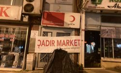 TİP Üyeleri Kızılay Şubesini Protesto Etti: 'Çadır Market - Halkın malını satıyoruz'