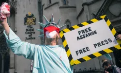 Julian Assange’ın ABD’ye iade davasında son durum: Karar yarın açıklanacak