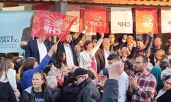 CHP'den Yeni Foça'da gövde gösterisi