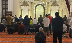 İzmirlilerin ilk teravih duası Filistin halkı için