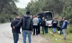 İzmir'de korkunç kaza: ESHOT ile okul servisi çarpıştı!