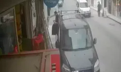 İzmir'de öldürdüğü kuyumcunun dükkanına girdiği anlar kamerada