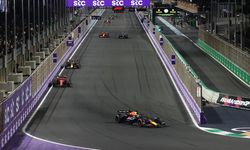 F1'de Suudi Arabistan Grand Prix'sini Max Verstappen kazandı