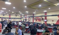 İzmir'de kumar oynayan 83 kişiye para cezası