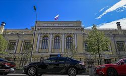 Rusya'da nakit döviz çekimine yönelik kısıtlamalar uzatıldı